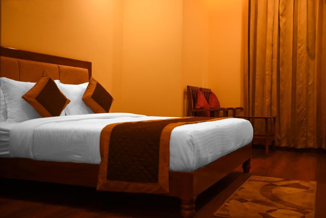 The Abhyudyam Ganga Hotel Haridwar Exterior photo