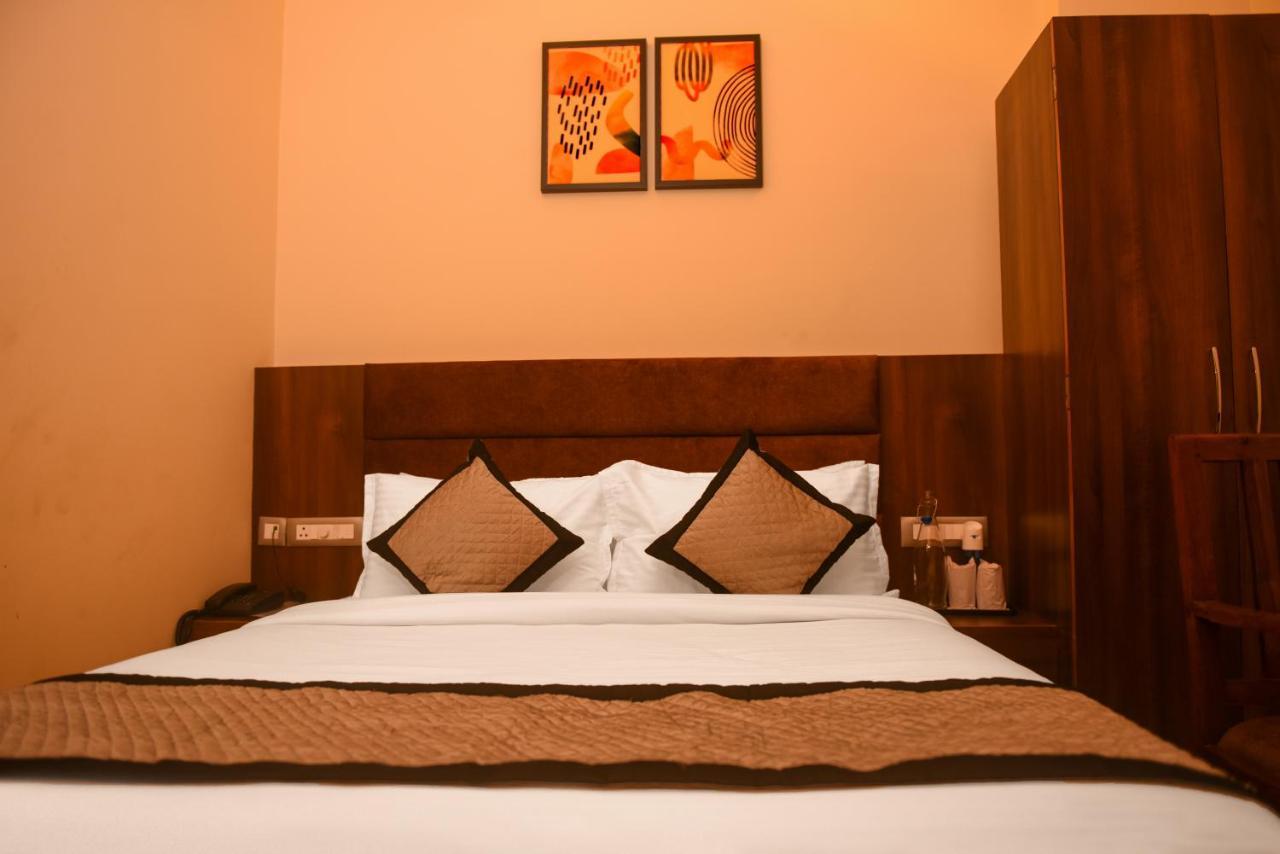 The Abhyudyam Ganga Hotel Haridwar Exterior photo