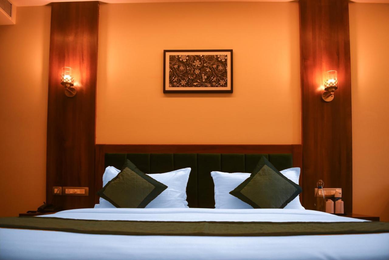 The Abhyudyam Ganga Hotel Haridwar Exterior photo