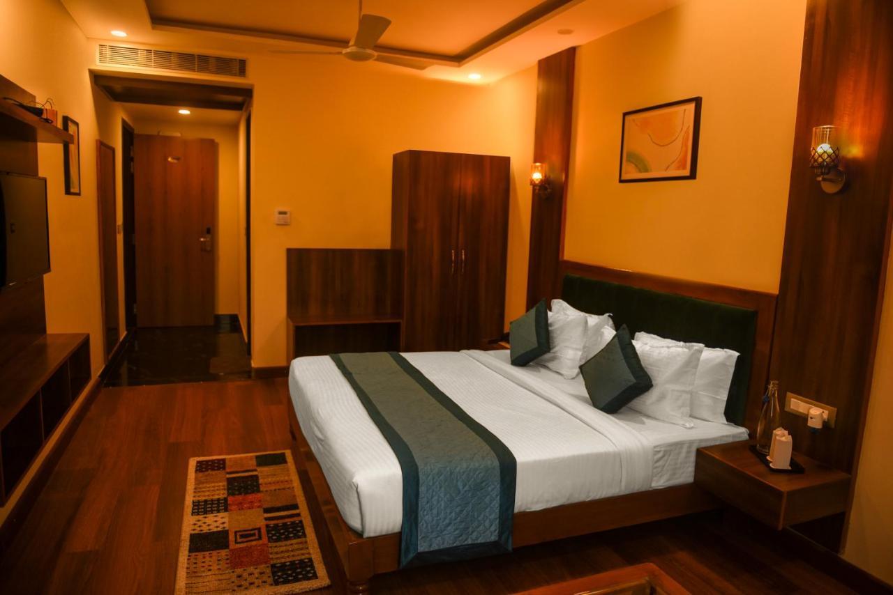 The Abhyudyam Ganga Hotel Haridwar Exterior photo