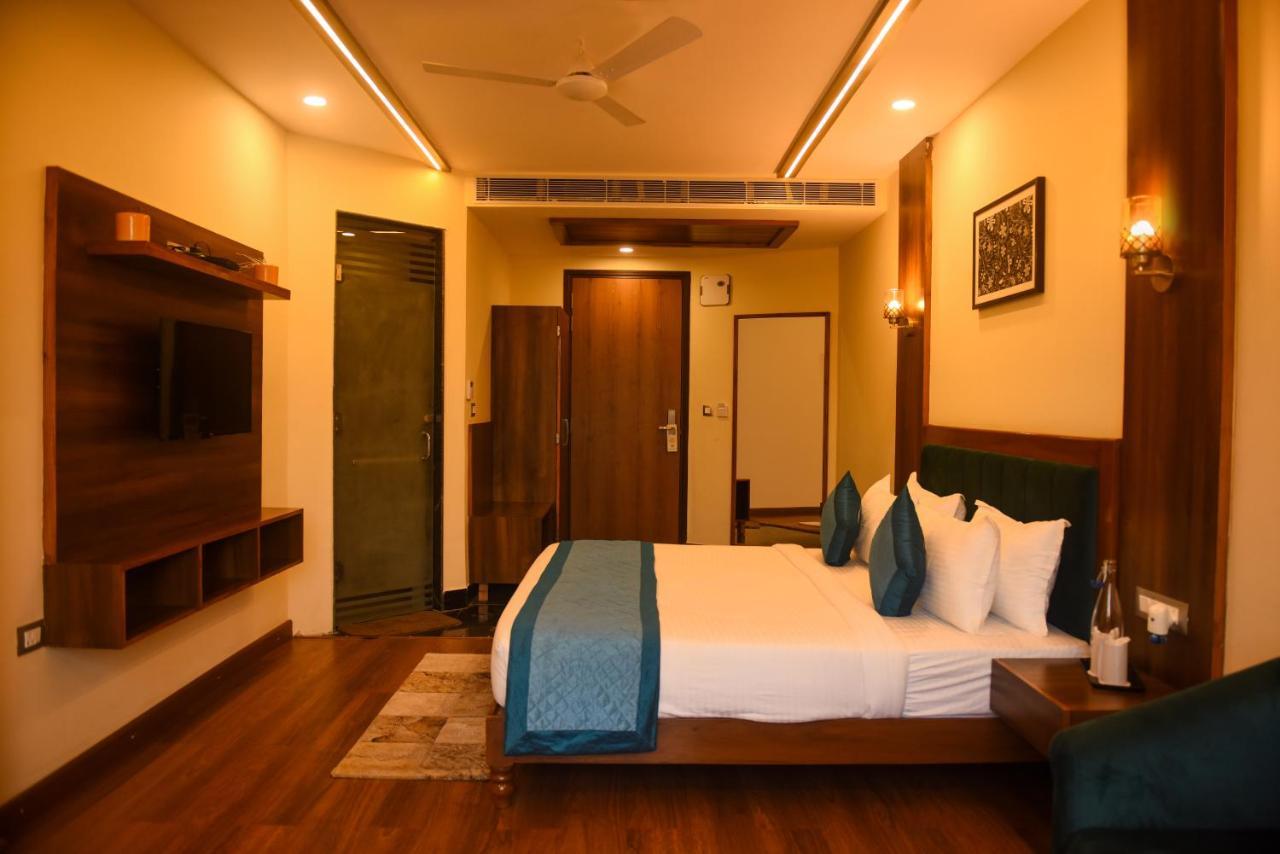 The Abhyudyam Ganga Hotel Haridwar Exterior photo