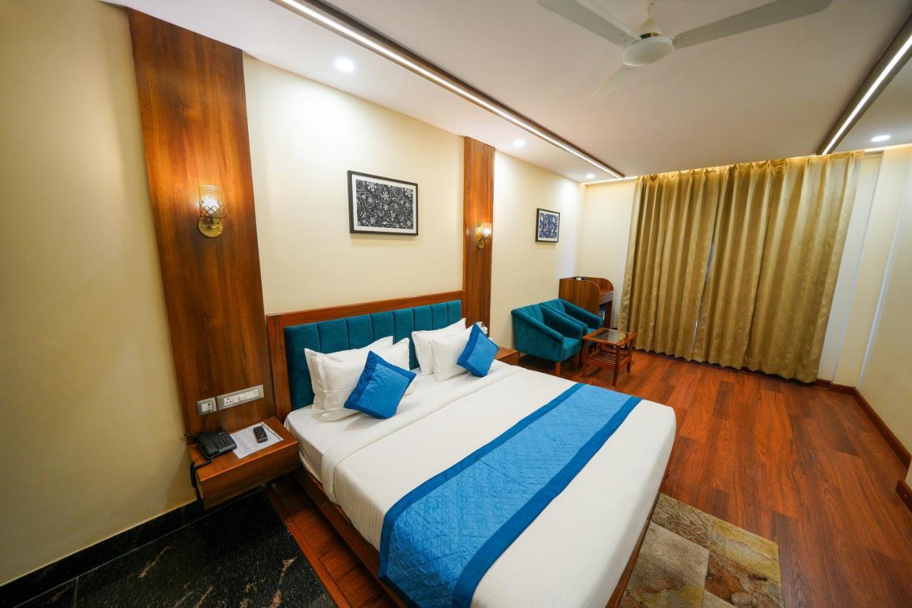 The Abhyudyam Ganga Hotel Haridwar Exterior photo