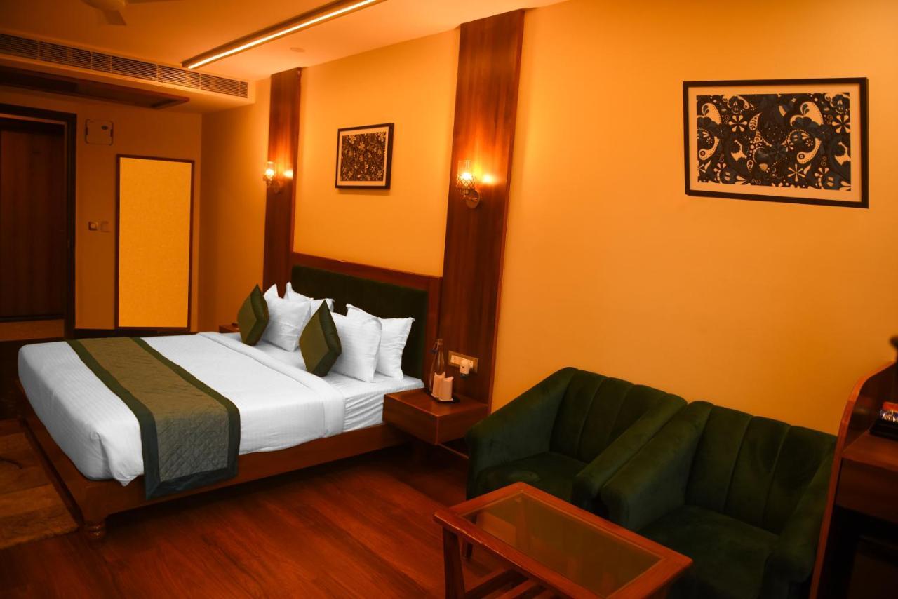 The Abhyudyam Ganga Hotel Haridwar Exterior photo