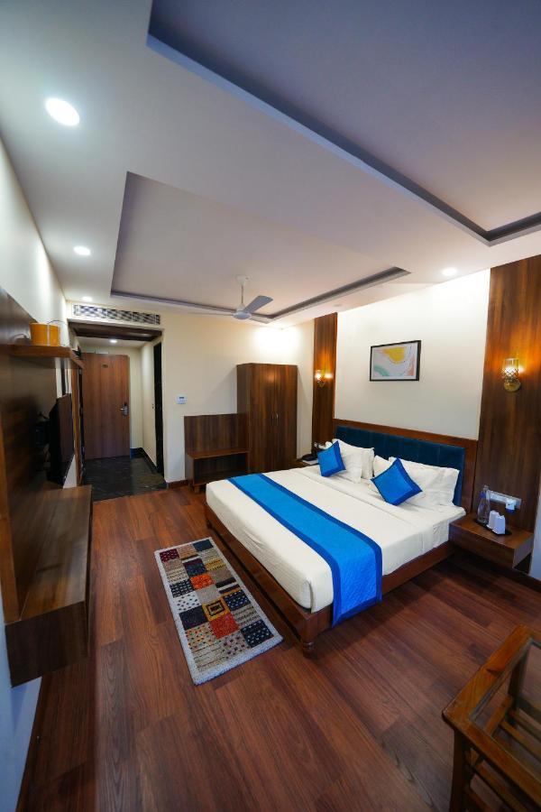 The Abhyudyam Ganga Hotel Haridwar Exterior photo
