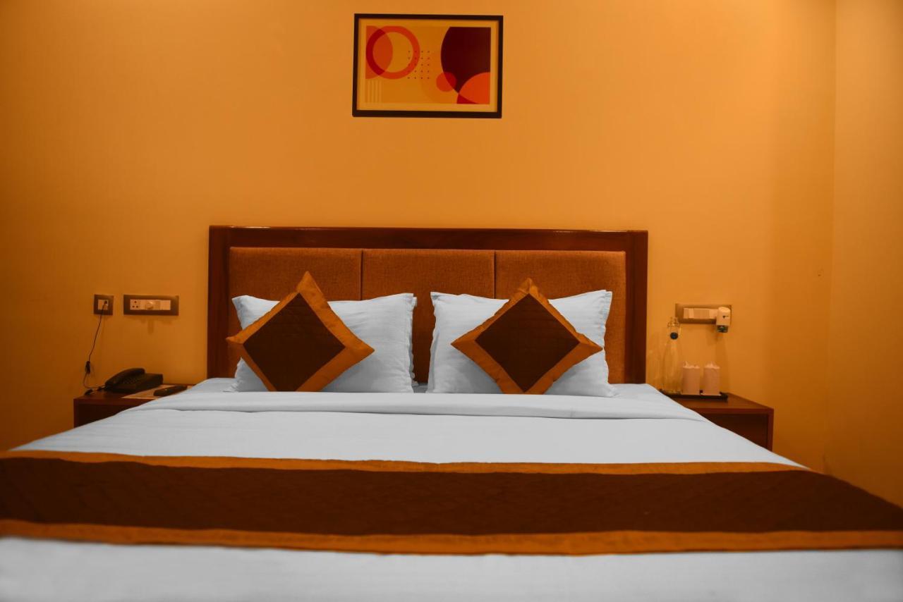 The Abhyudyam Ganga Hotel Haridwar Exterior photo