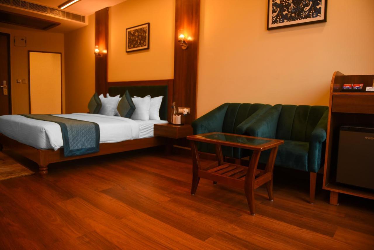 The Abhyudyam Ganga Hotel Haridwar Exterior photo