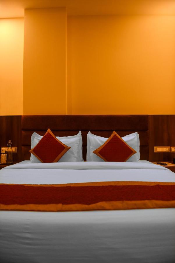 The Abhyudyam Ganga Hotel Haridwar Exterior photo