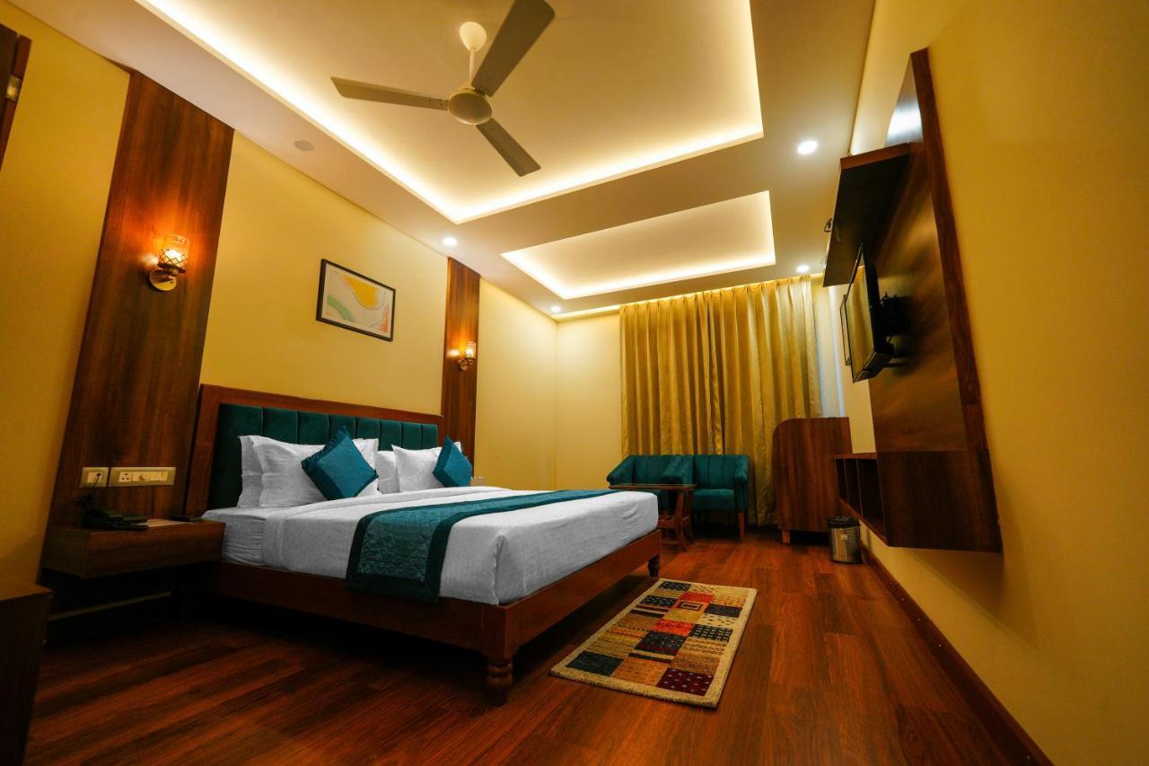 The Abhyudyam Ganga Hotel Haridwar Exterior photo